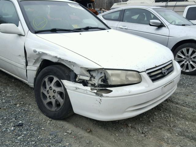 4T1BF28K5YU946295 - 2000 TOYOTA CAMRY LE WHITE photo 9