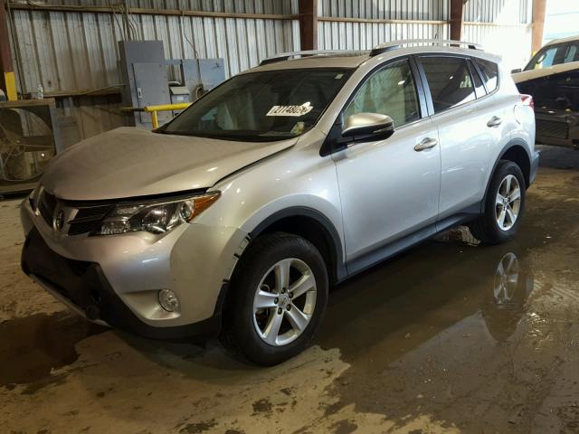 2T3WFREV5EW124611 - 2014 TOYOTA RAV4 XLE SILVER photo 2