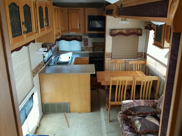 4X4FSAF276J019645 - 2006 SAND TRAILER WHITE photo 6