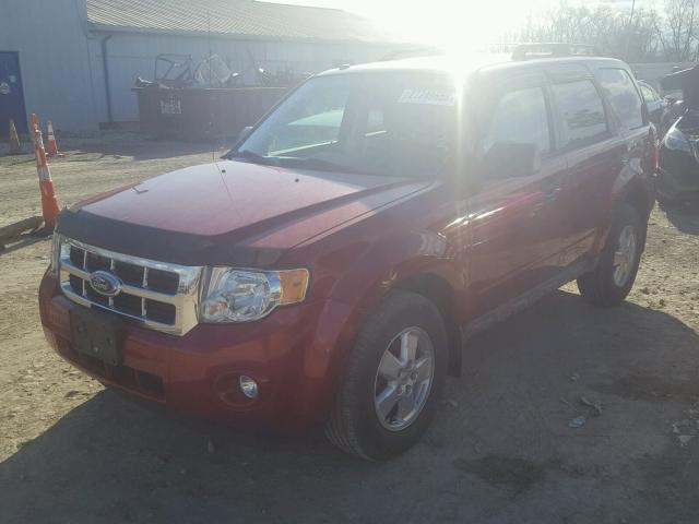 1FMCU03739KC81525 - 2009 FORD ESCAPE XLT RED photo 2