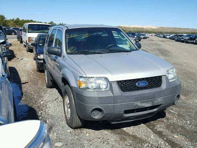 1FMYU02ZX7KA42138 - 2007 FORD ESCAPE XLS SILVER photo 1