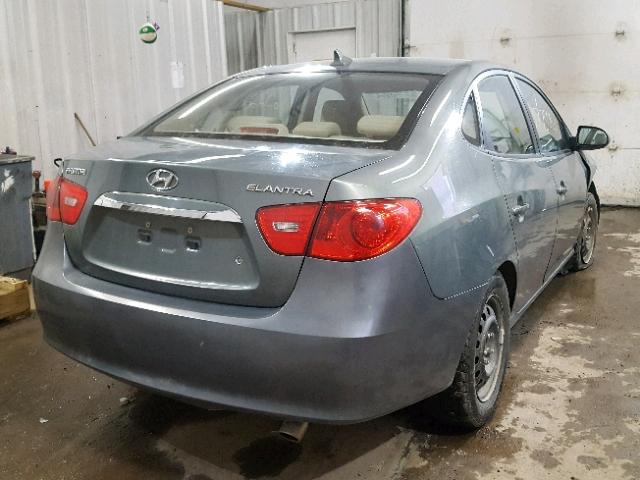 KMHDU4AD9AU905213 - 2010 HYUNDAI ELANTRA BL GRAY photo 4