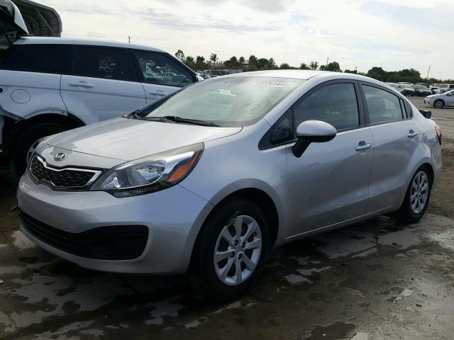 KNADN4A31F6479793 - 2015 KIA RIO EX SILVER photo 2