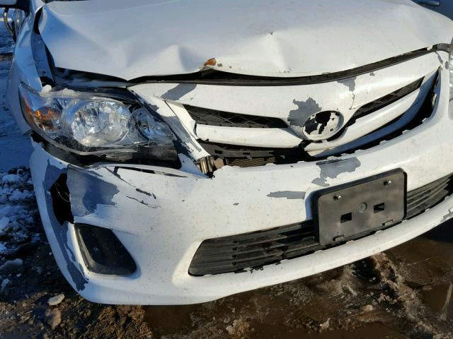 JTDBU4EE0B9144719 - 2011 TOYOTA COROLLA BA WHITE photo 9