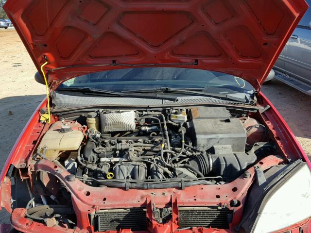 3FAFP37N25R103121 - 2005 FORD FOCUS ZX5 RED photo 7