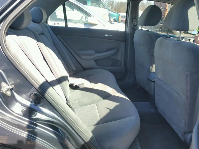 1HGCM56304A095192 - 2004 HONDA ACCORD LX GRAY photo 6