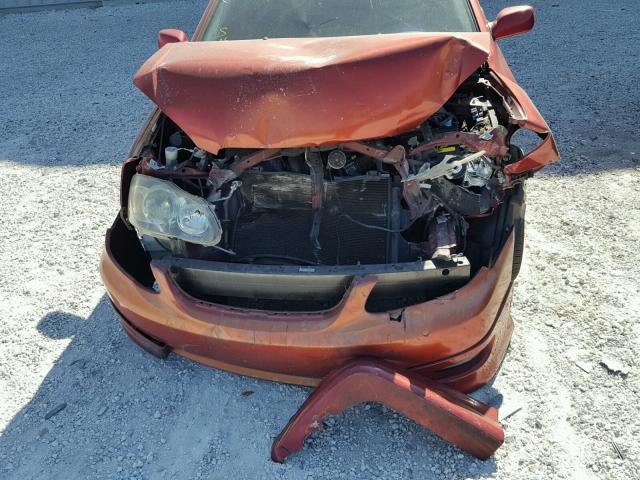 1NXBR32E35Z386076 - 2005 TOYOTA COROLLA CE RED photo 9