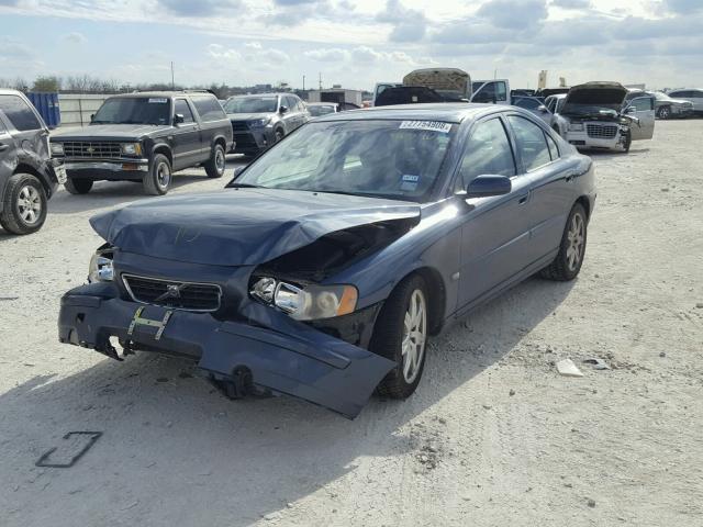YV1RS592752465402 - 2005 VOLVO S60 2.5T BLUE photo 2