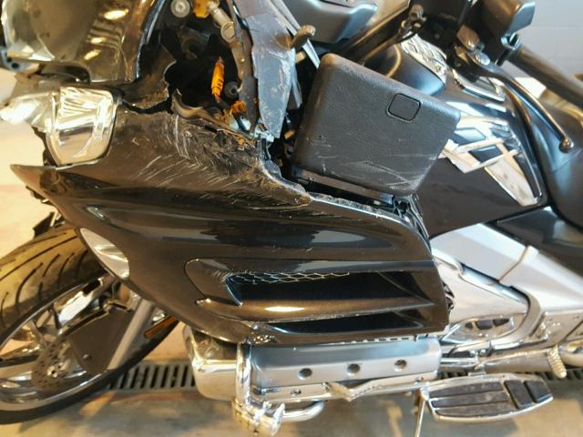 1HFSC47H57A609162 - 2007 HONDA GL1800 GRAY photo 10