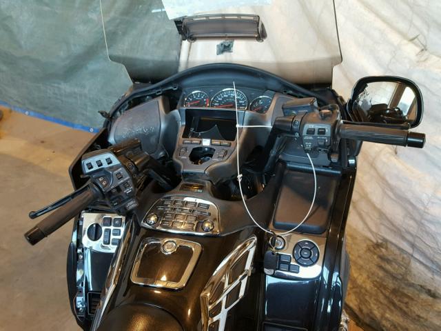 1HFSC47H57A609162 - 2007 HONDA GL1800 GRAY photo 5