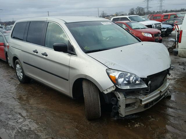 5FNRL38256B097695 - 2006 HONDA ODYSSEY LX SILVER photo 1