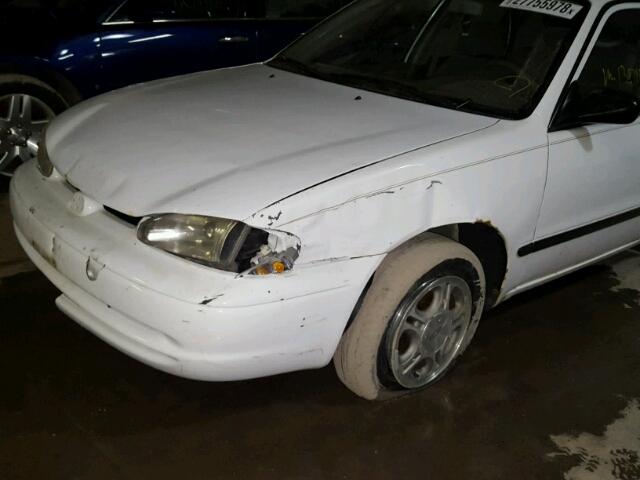 1Y1SK5284XZ441621 - 1999 CHEVROLET GEO PRIZM 白色 照片 9