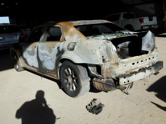 2C3JA63H85H652264 - 2005 CHRYSLER 300C BURN photo 3