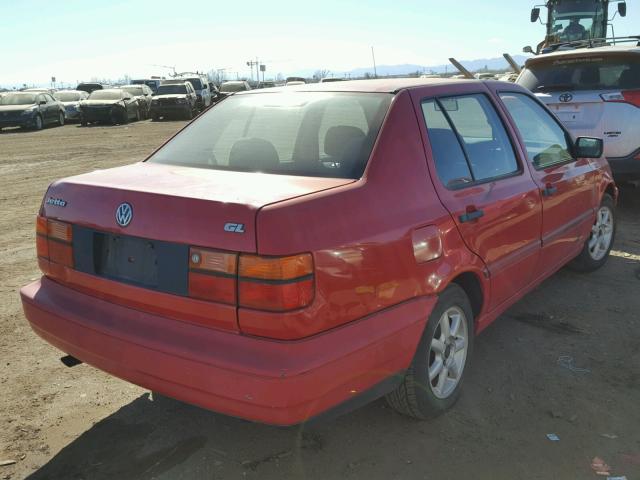 3VWRB81H4WM258416 - 1998 VOLKSWAGEN JETTA GL RED photo 4