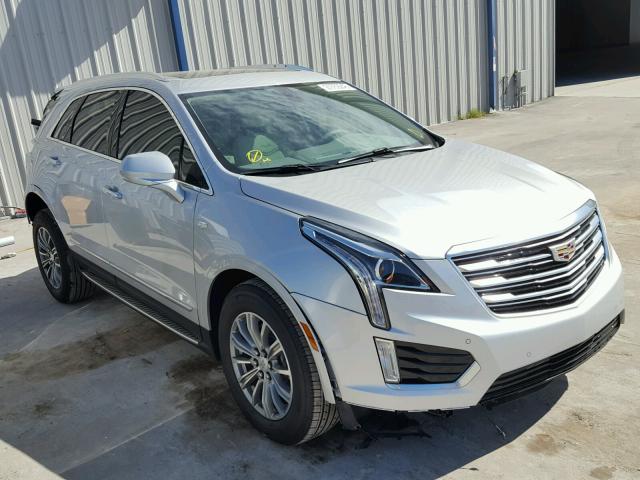 1GYKNCRS1JZ148570 - 2018 CADILLAC XT5 LUXURY SILVER photo 1