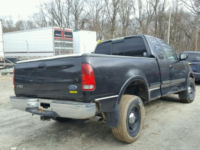 2FTRX18L31CA36931 - 2001 FORD F150 BLACK photo 4