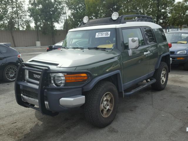 JTEBU4BF6AK086910 - 2010 TOYOTA FJ CRUISER GREEN photo 2