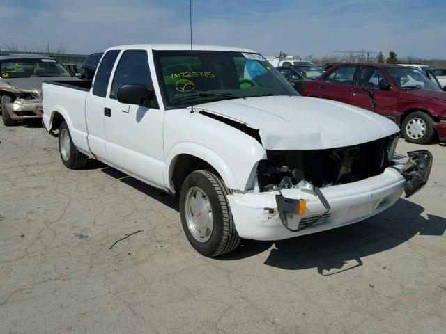 1GTCS19W328228745 - 2002 GMC SONOMA WHITE photo 1