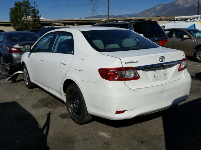 5YFBU4EE3DP177310 - 2013 TOYOTA COROLLA BA WHITE photo 3