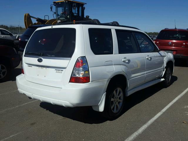 JF1SG65668H710477 - 2008 SUBARU FORESTER 2 WHITE photo 4