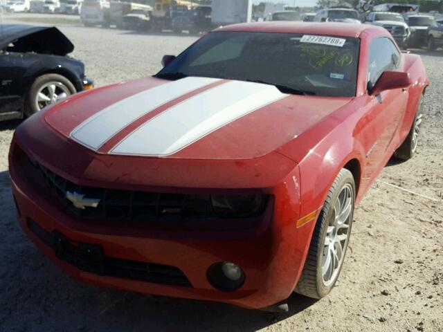 2G1FB1EV4A9102867 - 2010 CHEVROLET CAMARO LT RED photo 2