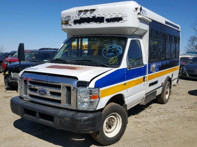 1FDEE3FL2BDB30461 - 2011 FORD ECONOLINE WHITE photo 2