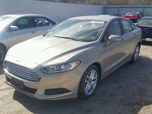 3FA6P0H79FR108073 - 2015 FORD FUSION SE GOLD photo 2