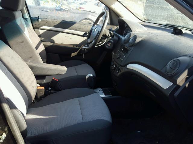 KL1TD6DE4BB205460 - 2011 CHEVROLET AVEO LS BLACK photo 5