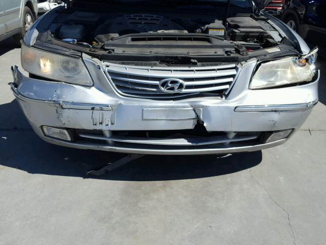 KMHFC46F86A103895 - 2006 HYUNDAI AZERA SE SILVER photo 9