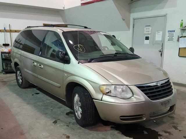 2A4GP54L46R696317 - 2006 CHRYSLER TOWN & COU GOLD photo 1