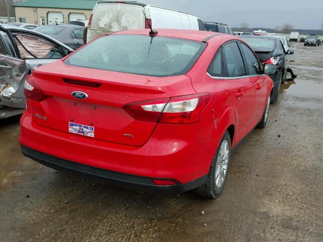 1FAHP3H24CL430905 - 2012 FORD FOCUS SEL RED photo 4