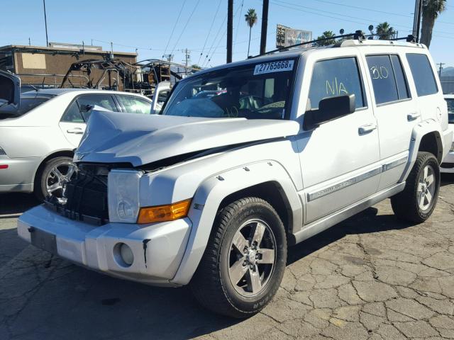 1J8HH58276C253458 - 2006 JEEP COMMANDER SILVER photo 2