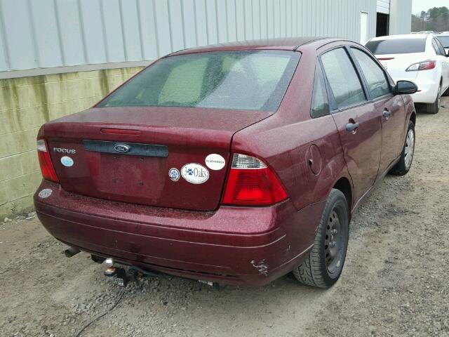 1FAFP34N67W115258 - 2007 FORD FOCUS ZX4 MAROON photo 4