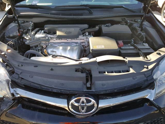 4T1BF1FKXHU352427 - 2017 TOYOTA CAMRY LE BLACK photo 7