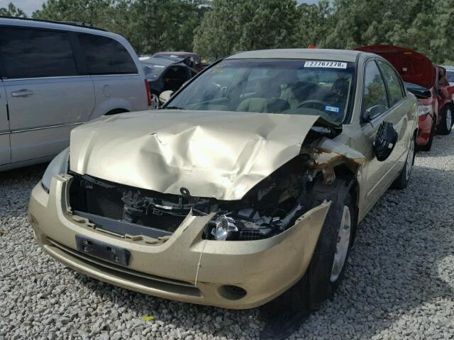 1N4AL11D82C279496 - 2002 NISSAN ALTIMA BAS GOLD photo 2