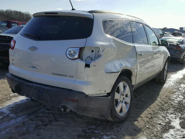 1GNKVLED7BJ115366 - 2011 CHEVROLET TRAVERSE L WHITE photo 4