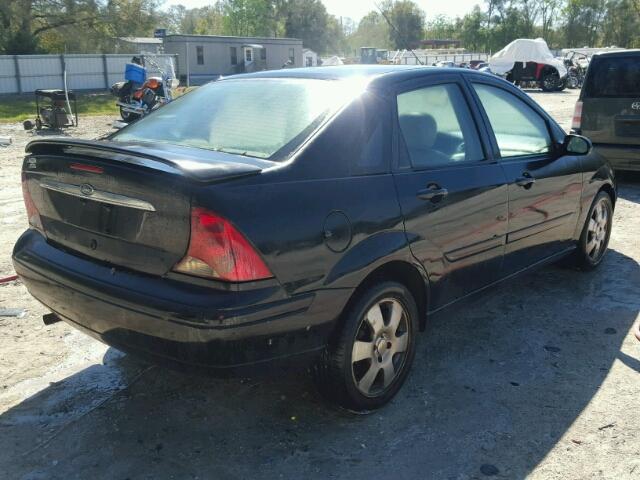 1FAHP38302W204219 - 2002 FORD FOCUS ZTS BLACK photo 4