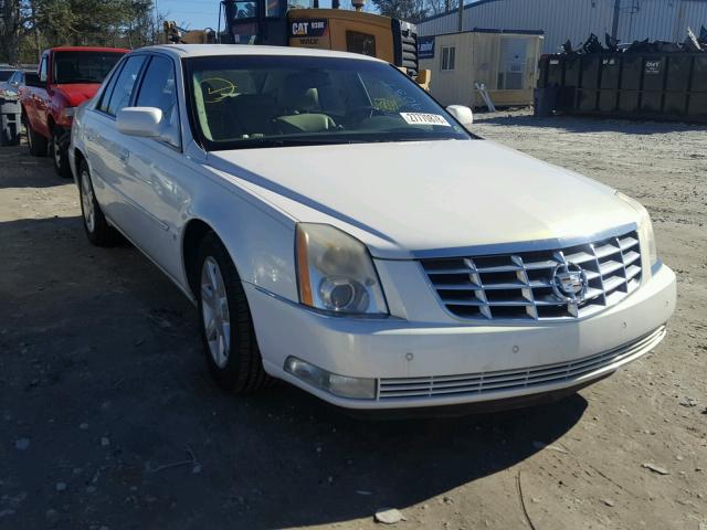 1G6KD57Y26U249037 - 2006 CADILLAC DTS WHITE photo 1