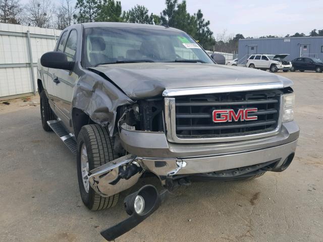 2GTEC19C471668463 - 2007 GMC NEW SIERRA SILVER photo 1