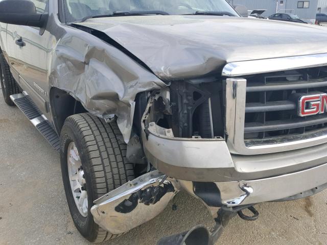 2GTEC19C471668463 - 2007 GMC NEW SIERRA SILVER photo 9