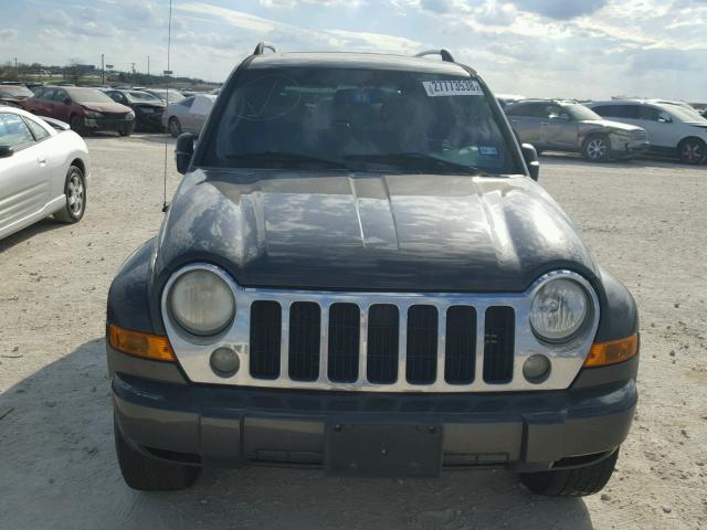 1J4GK58KX5W513931 - 2005 JEEP LIBERTY LI GRAY photo 9