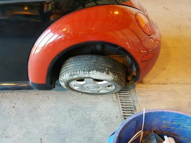 3VWCA21C5YM482307 - 2000 VOLKSWAGEN NEW BEETLE 双色 照片 9