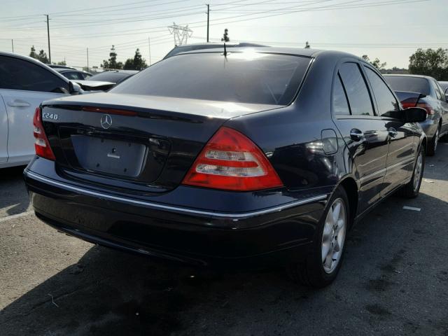 WDBRF61J02F260297 - 2002 MERCEDES-BENZ C 240 BLUE photo 4