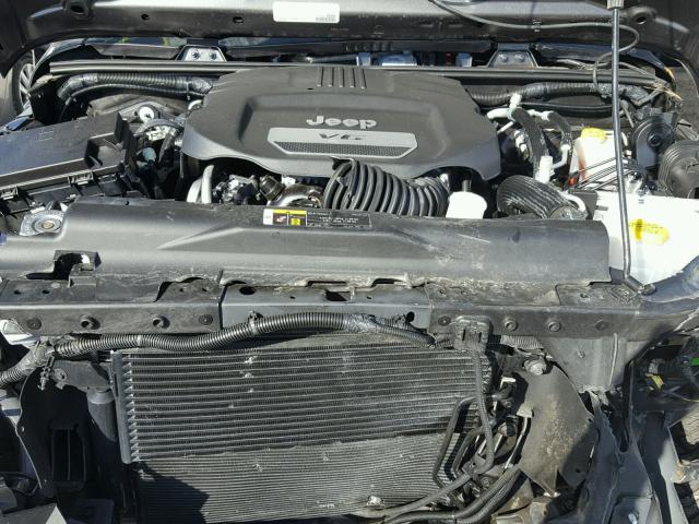 1C4BJWDG9HL655039 - 2017 JEEP WRANGLER U GRAY photo 7