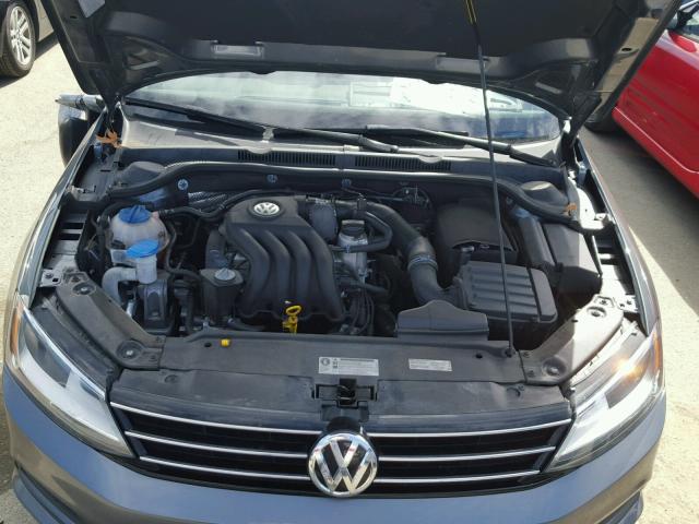 3VW2K7AJ8FM421714 - 2015 VOLKSWAGEN JETTA BASE 灰色 照片 7