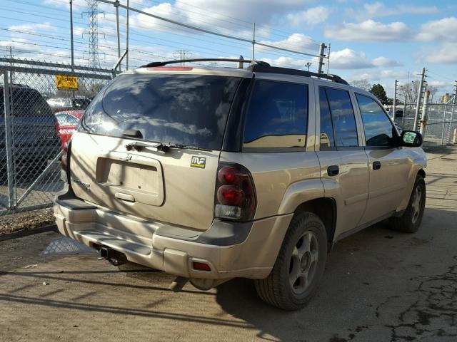 1GNDT13S862331571 - 2006 CHEVROLET TRAILBLAZE GOLD photo 4