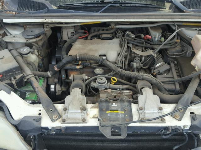 1GMDU03E42D268618 - 2002 PONTIAC MONTANA WHITE photo 7