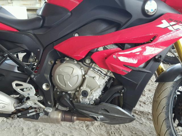 WB10D1300GZ461997 - 2016 BMW S 1000 XR RED photo 7