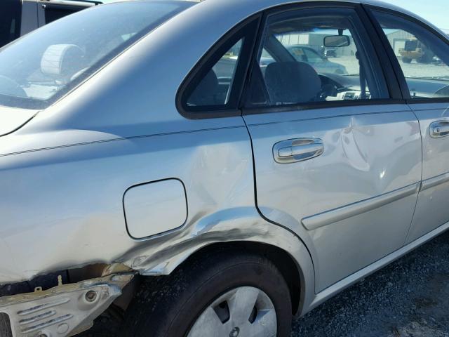 KL5JD56Z56K335995 - 2006 SUZUKI FORENZA SILVER photo 9