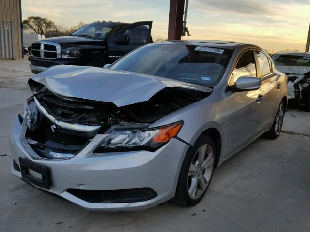 19VDE1F31EE014541 - 2014 ACURA ILX 20 SILVER photo 2